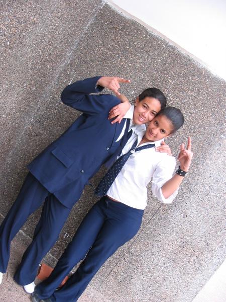 lol ma cop imane a gauche moi a droite au college lol lebssa lmadrassia beuuuuuurk
